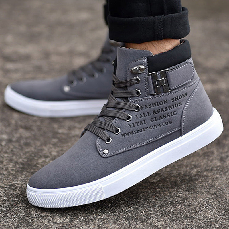 Men's matte belt buckle sneakers