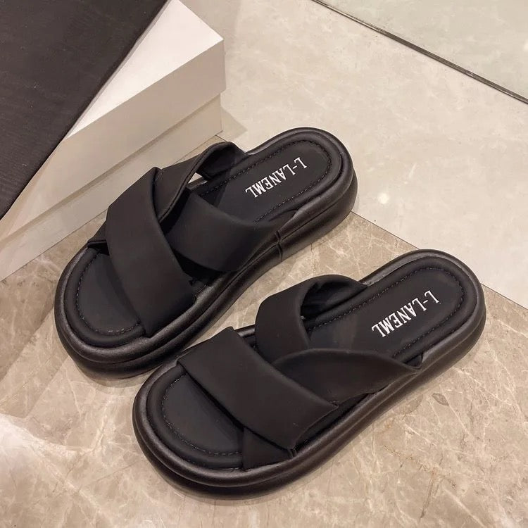 Outdoor soft platform sandals