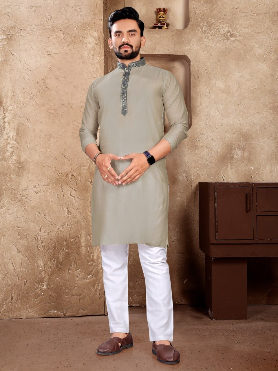 Men's Kurta and Pajama Set