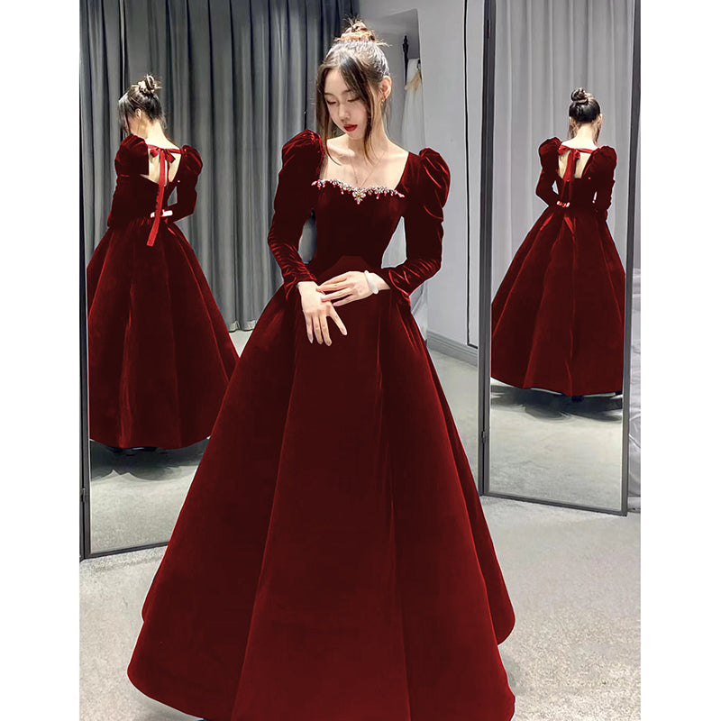 Atmospheric Red Long-sleeved Senior Evening Dress Woman